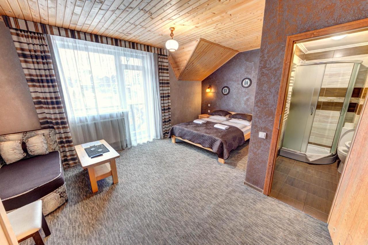 Hotel Gutsulia Bukovel Bagian luar foto