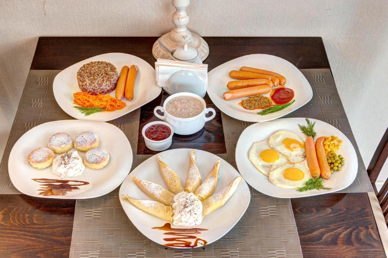 Hotel Gutsulia Bukovel Bagian luar foto